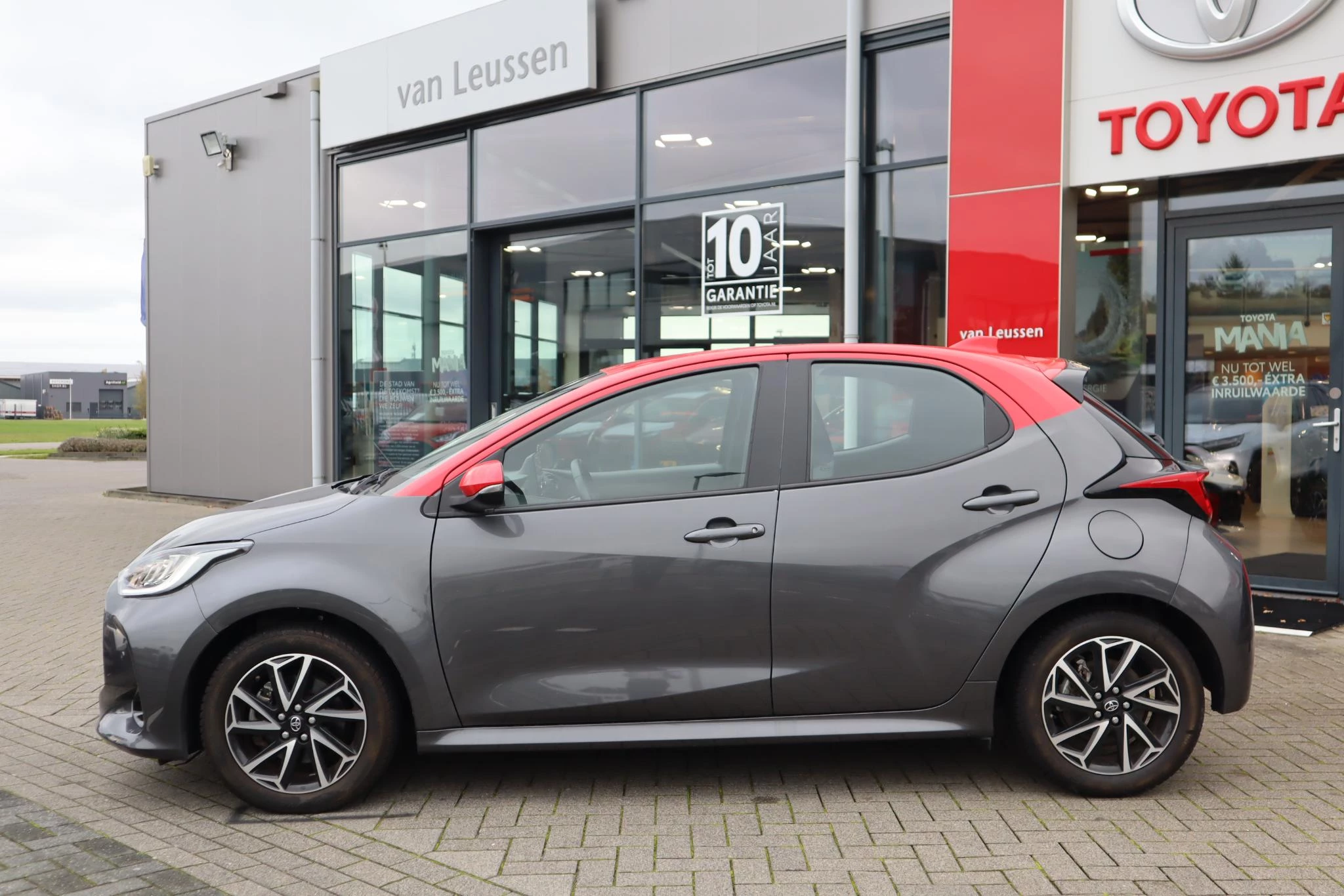 Hoofdafbeelding Toyota Yaris