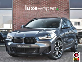 Hoofdafbeelding BMW X2 BMW X2 xDrive25e M-Sport Pano ACC H/K HUD El-zetels Camera Carplay