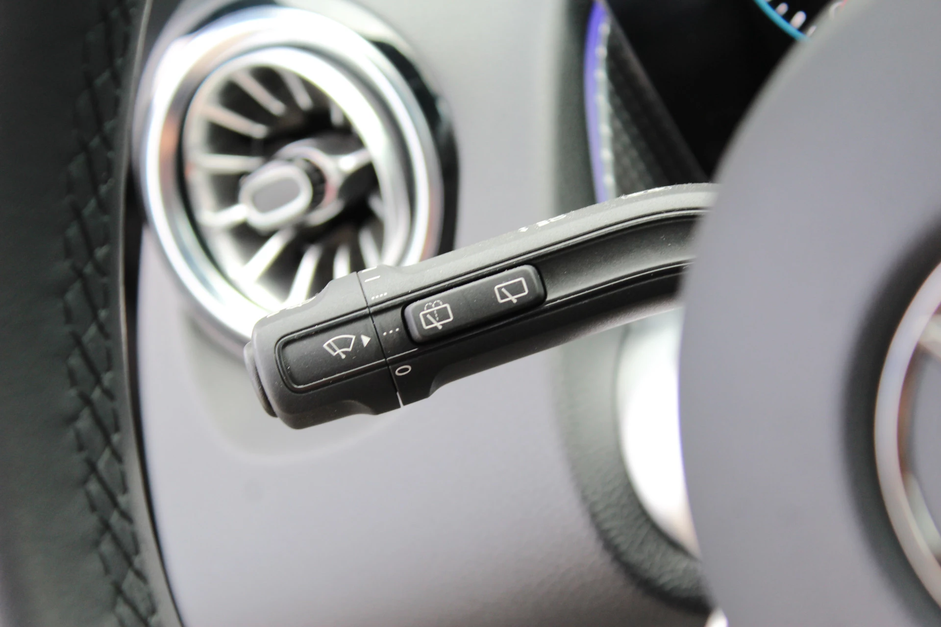 Hoofdafbeelding Mercedes-Benz EQB