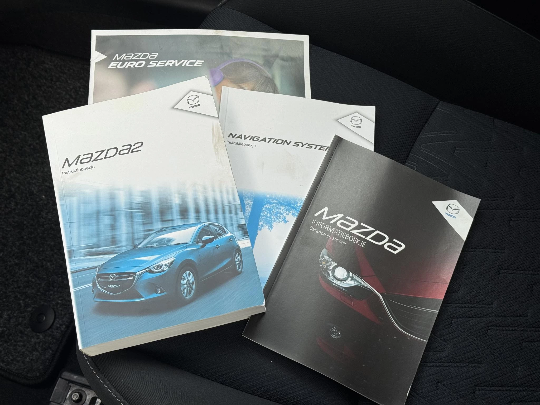 Hoofdafbeelding Mazda 2