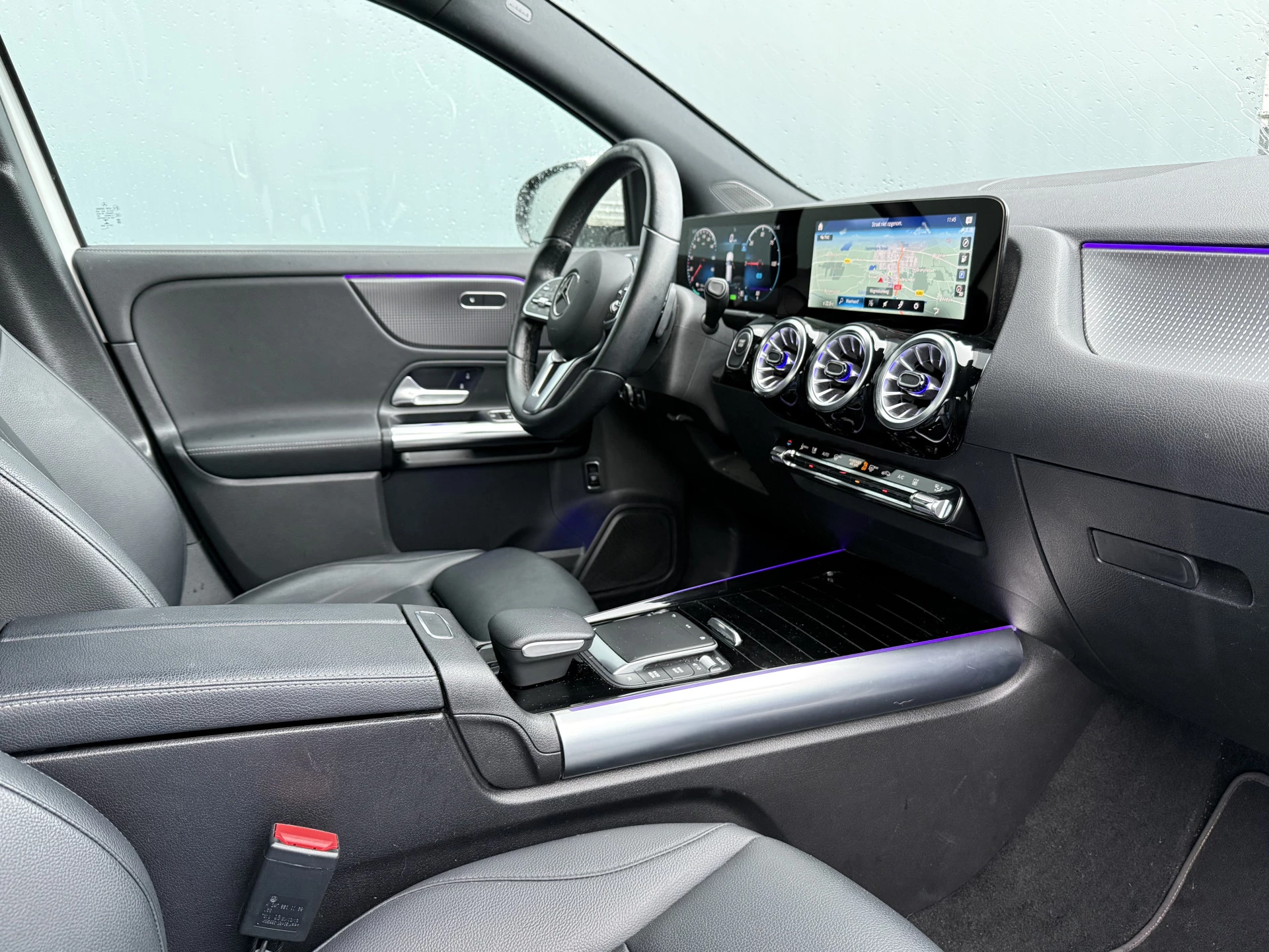 Hoofdafbeelding Mercedes-Benz EQA