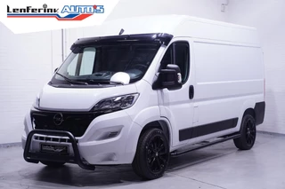 Hoofdafbeelding Opel Movano Opel Movano 2.2D 140 pk L2H2 White&Black Edition Navi 18" LMV, Bullbar + Sidebars Zwart, Camera, Apple Carplay, 3-Zits, Nieuw