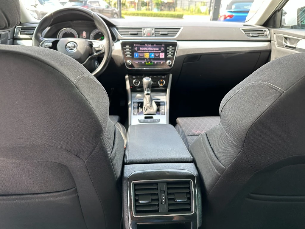 Hoofdafbeelding Škoda Superb
