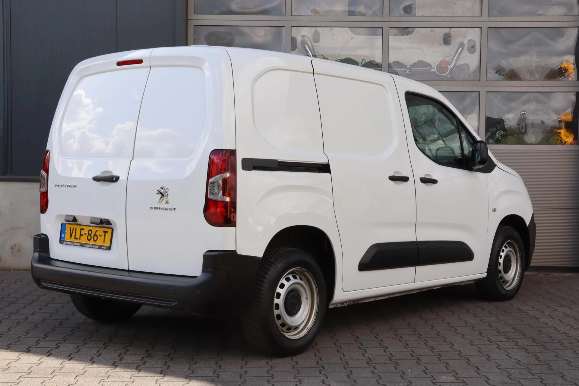 Hoofdafbeelding Peugeot Partner