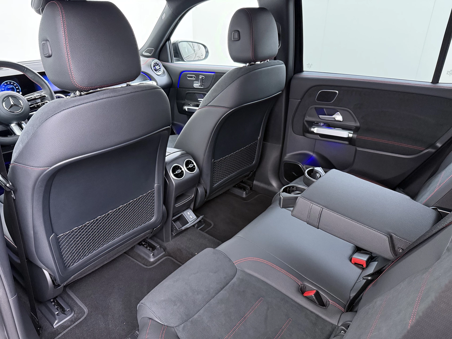 Hoofdafbeelding Mercedes-Benz EQB
