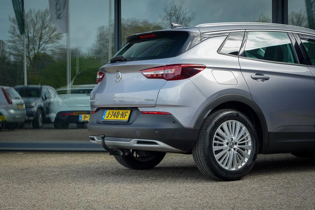 Hoofdafbeelding Opel Grandland X
