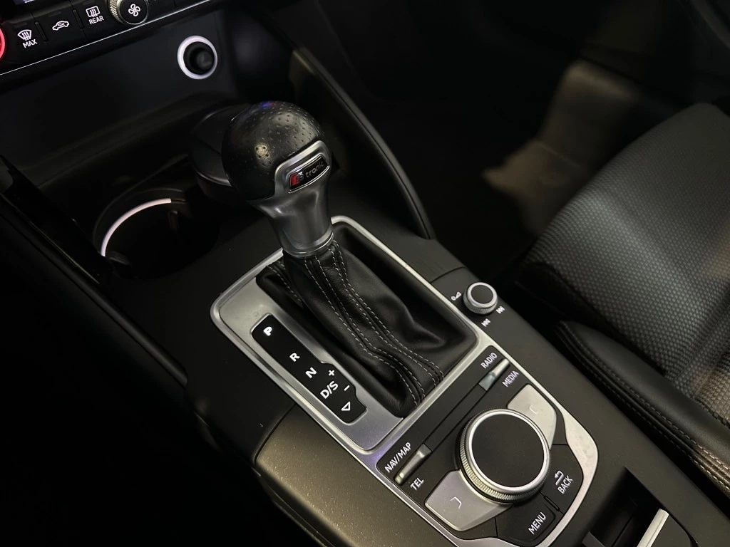 Hoofdafbeelding Audi Cabriolet