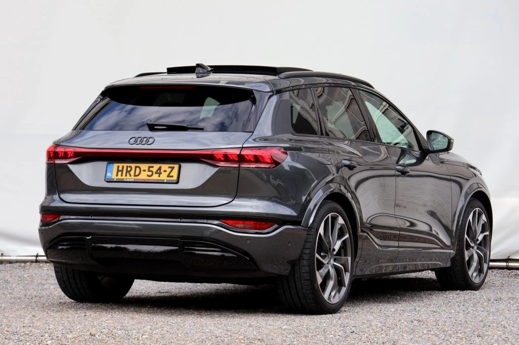 Hoofdafbeelding Audi Q6 e-tron