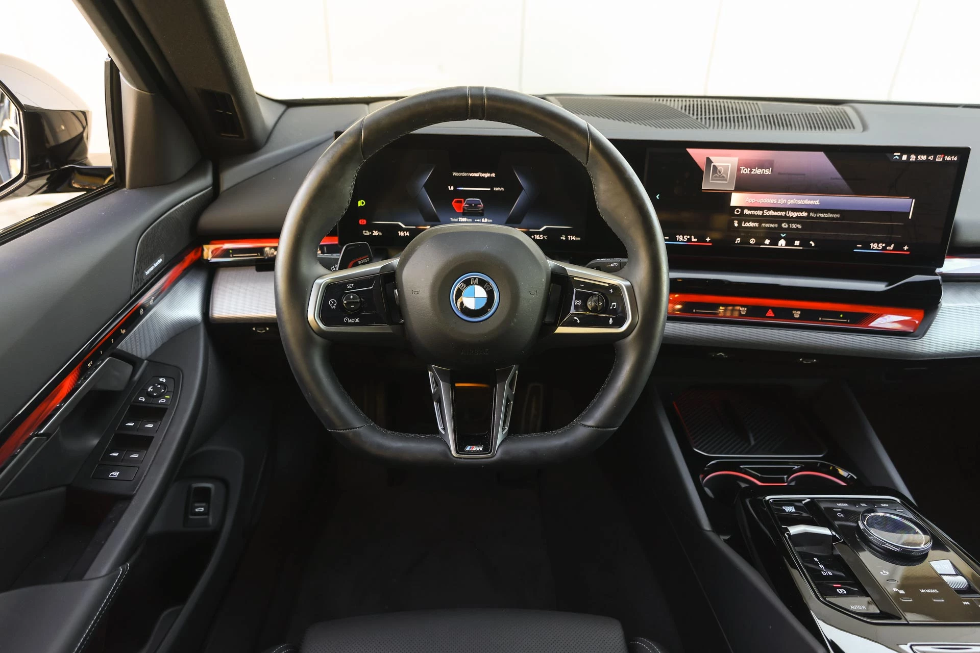 Hoofdafbeelding BMW i5