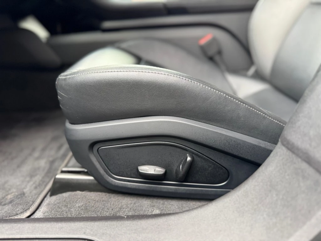 Hoofdafbeelding Porsche Taycan