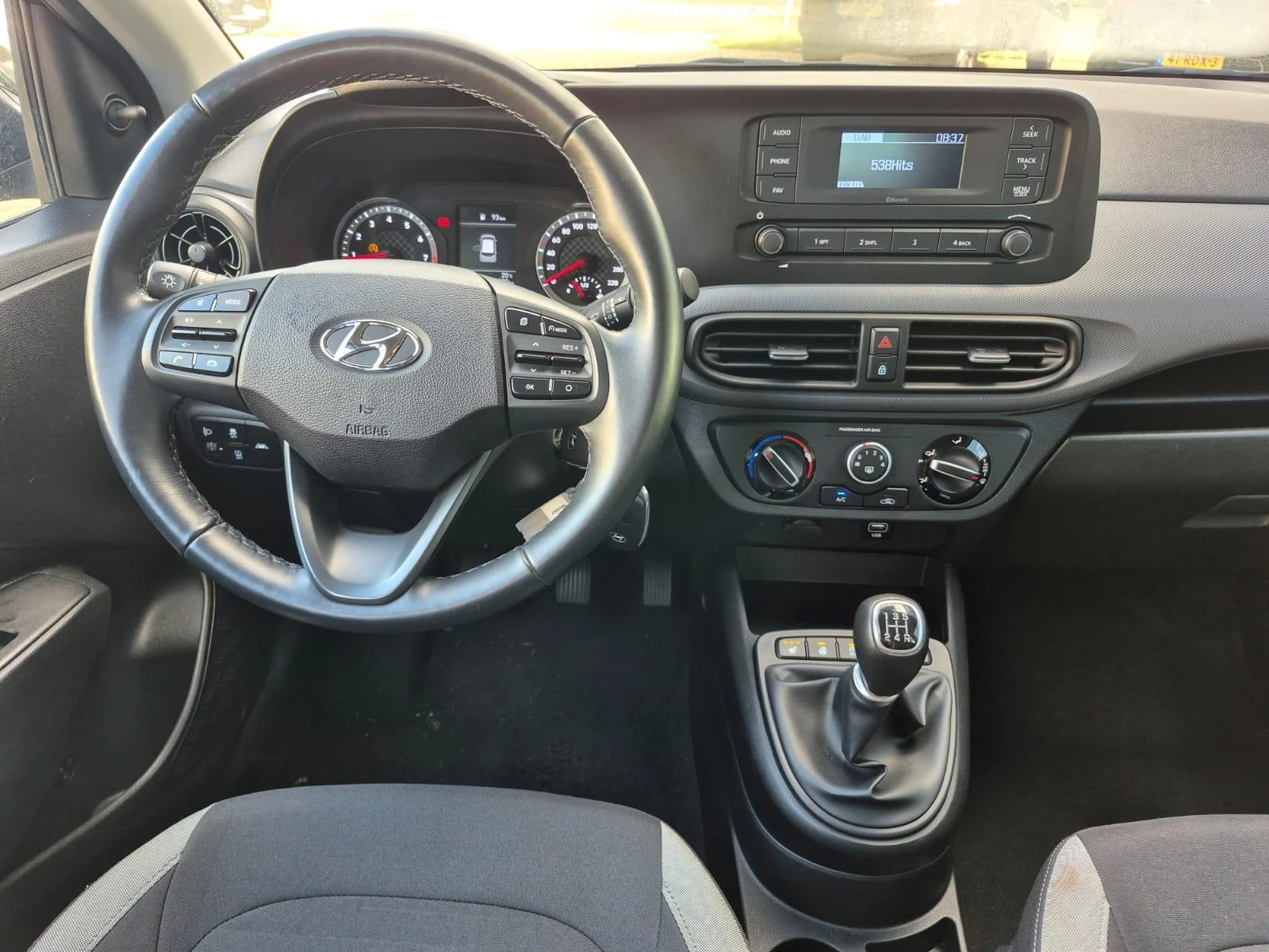 Hoofdafbeelding Hyundai i10