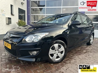 Hoofdafbeelding Hyundai i30 Hyundai i30 CW 1.4i i-Drive Cool * AIRCO * TREKHAAK *