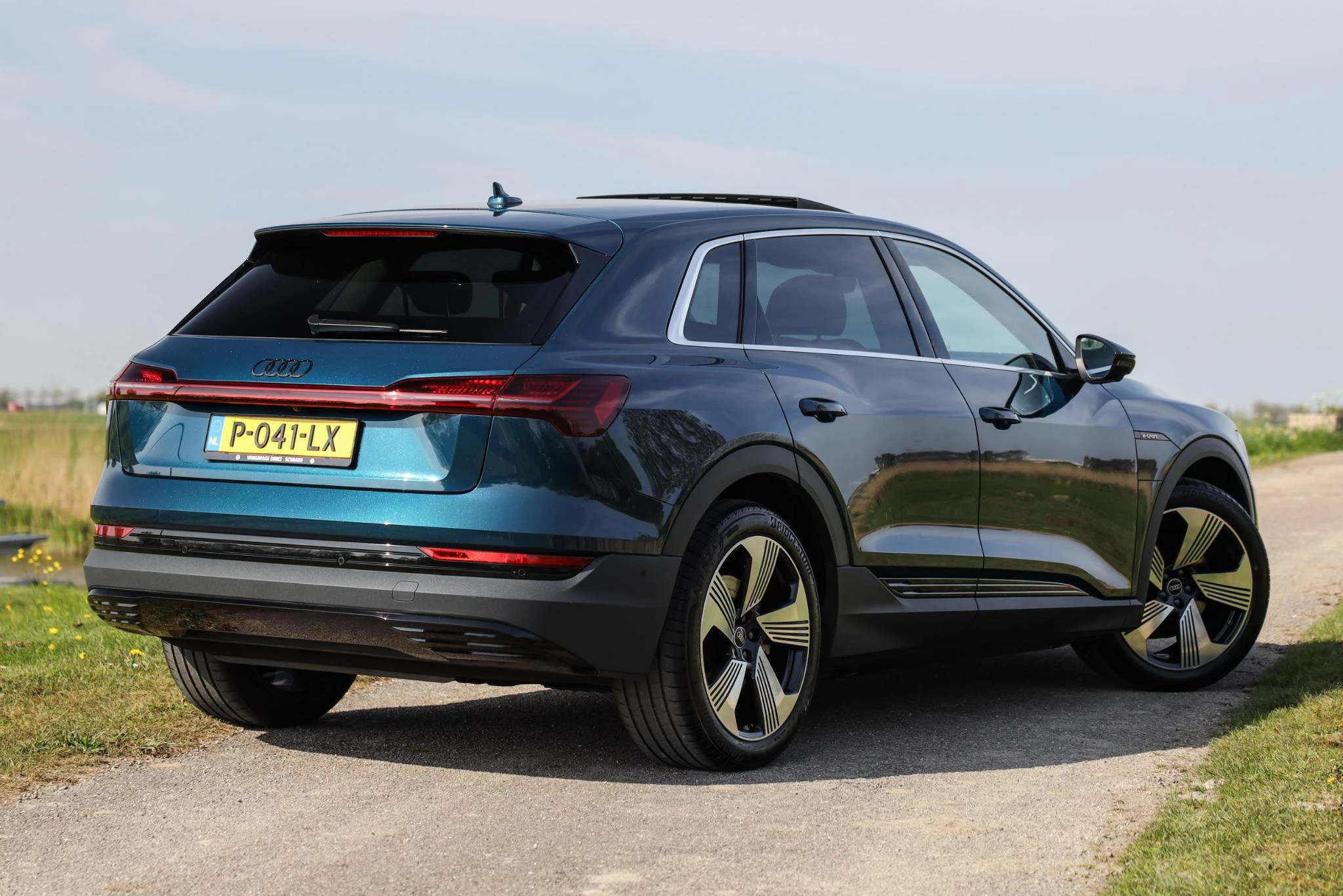 Hoofdafbeelding Audi e-tron