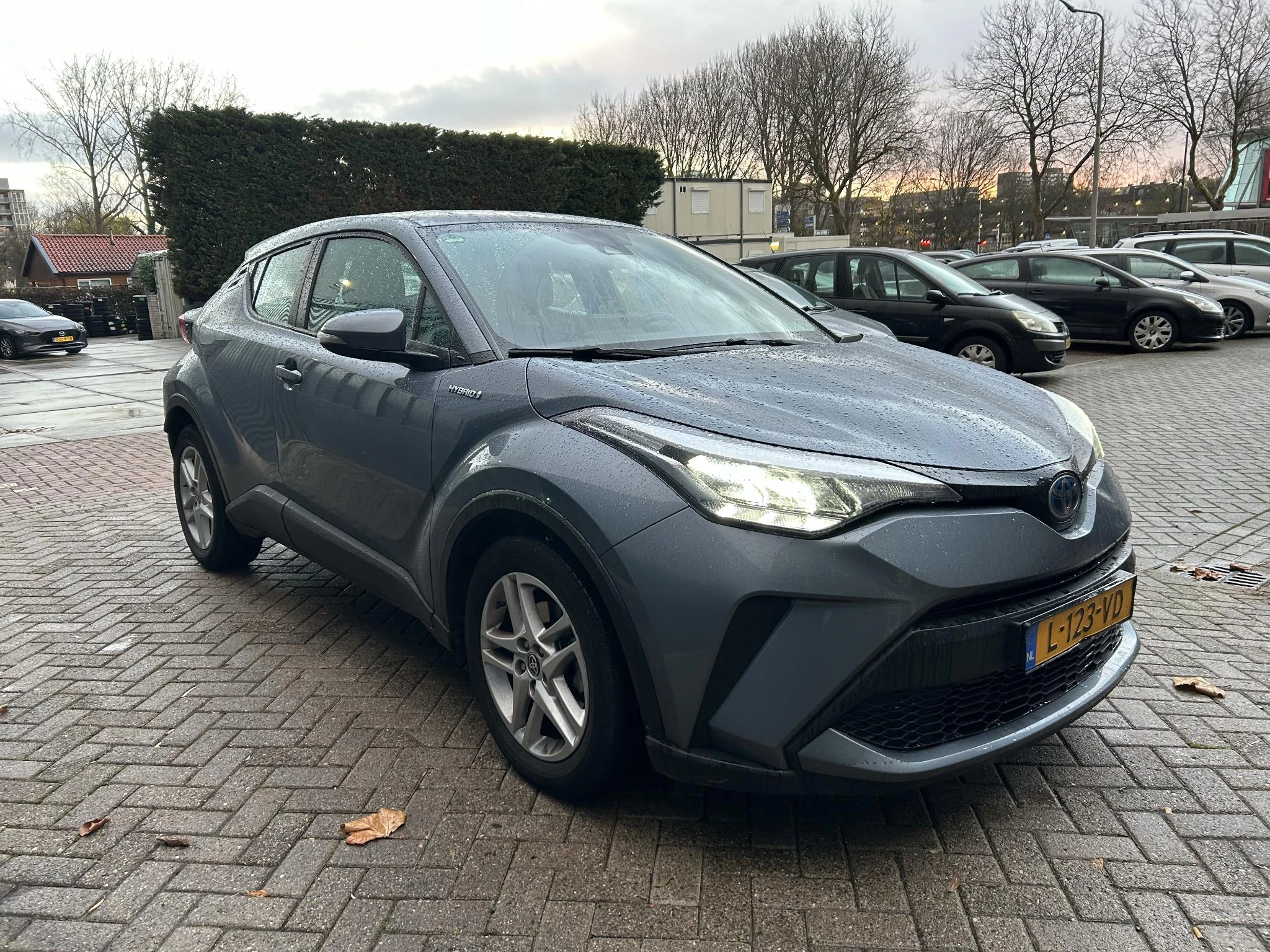 Hoofdafbeelding Toyota C-HR