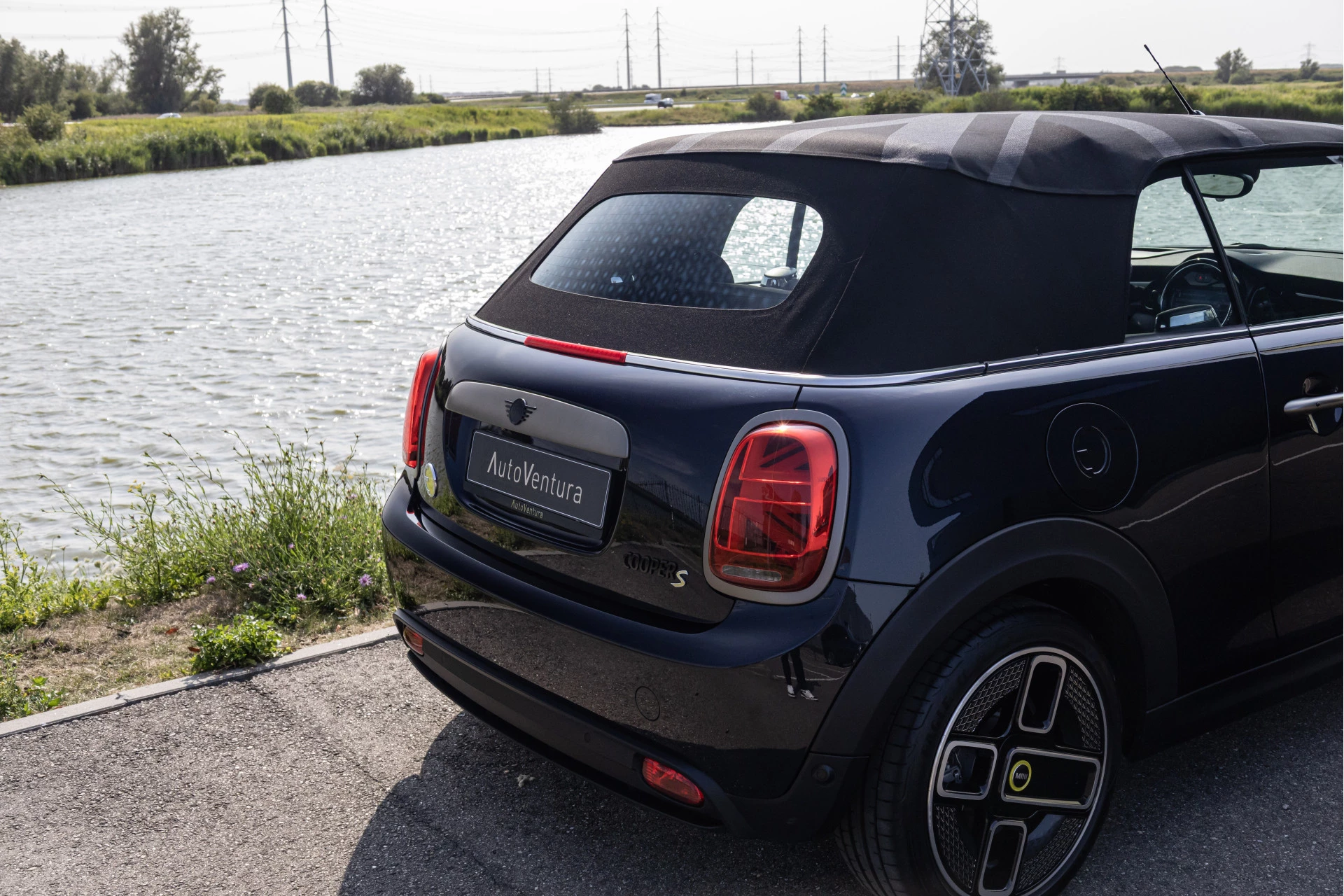 Hoofdafbeelding MINI Cabrio