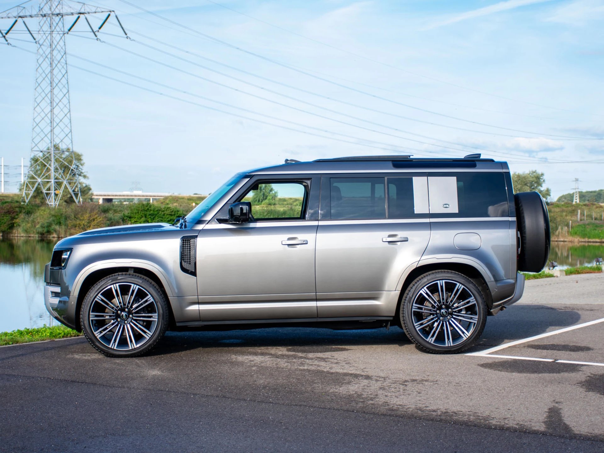 Hoofdafbeelding Land Rover Defender