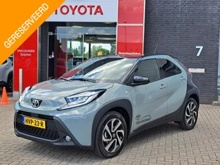 Toyota Aygo X PULSE AUTOMAAT APPLE/ANDROID CAMERA CLIMA 17"LMV PRIVACY-GLASS LED DAB+ NL-AUTO