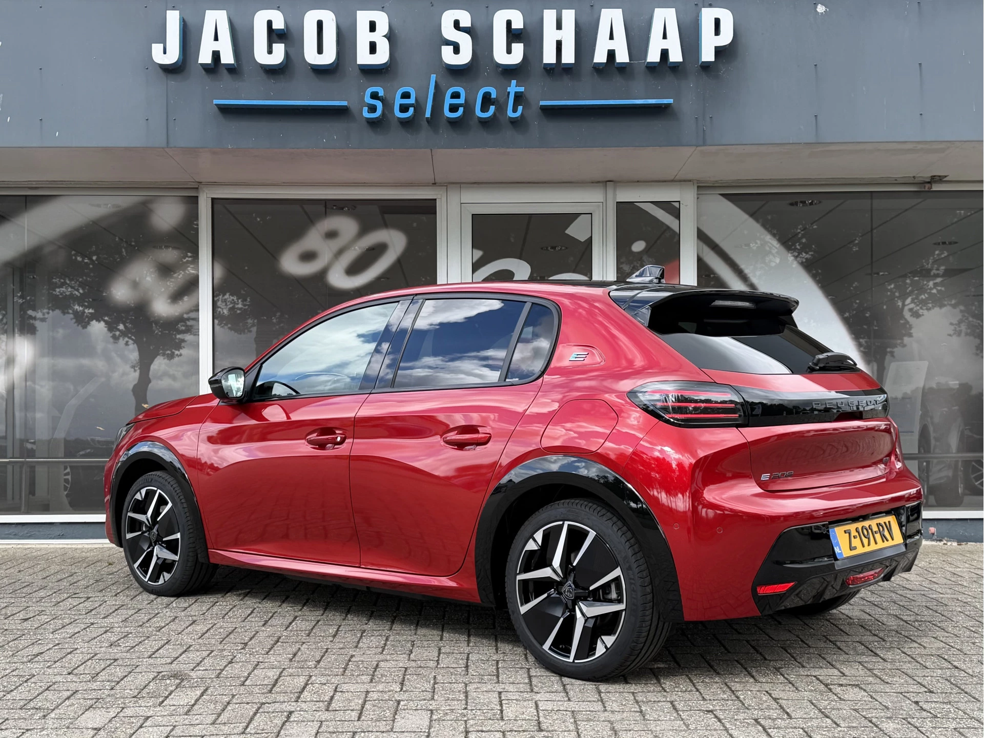 Hoofdafbeelding Peugeot e-208