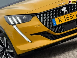 Peugeot 208 1.2 PureTech GT-Line - Jaune Faro - Panorama/3D Dash/Carplay