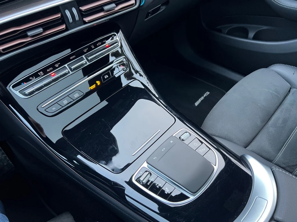 Hoofdafbeelding Mercedes-Benz EQC