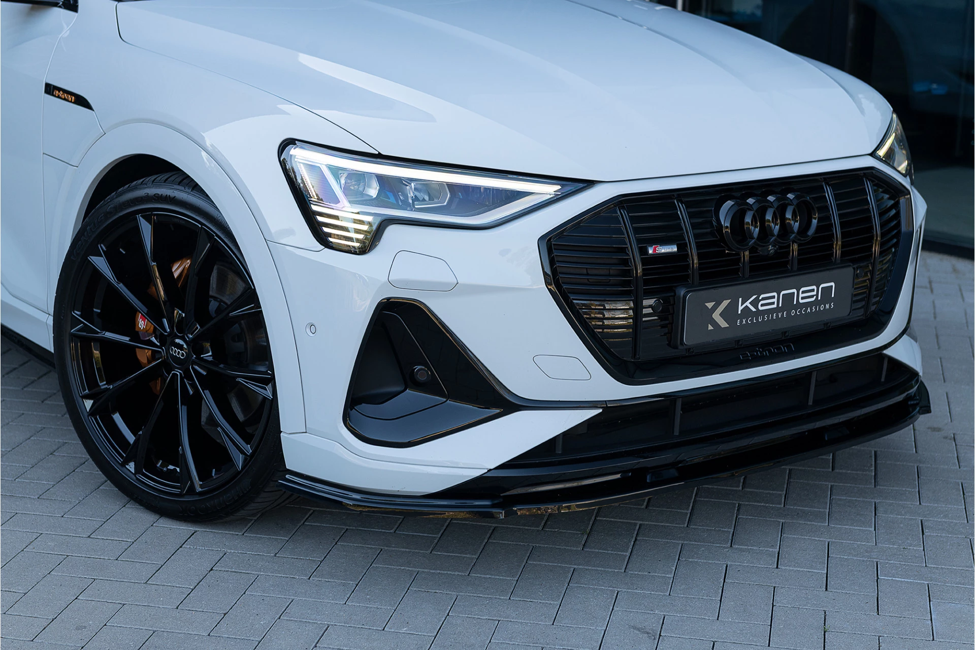 Hoofdafbeelding Audi e-tron