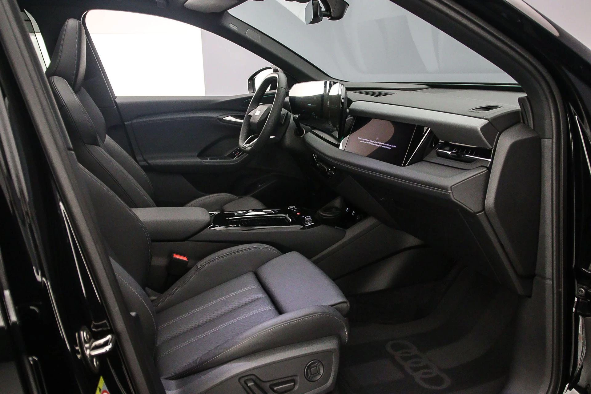 Hoofdafbeelding Audi Q6 e-tron