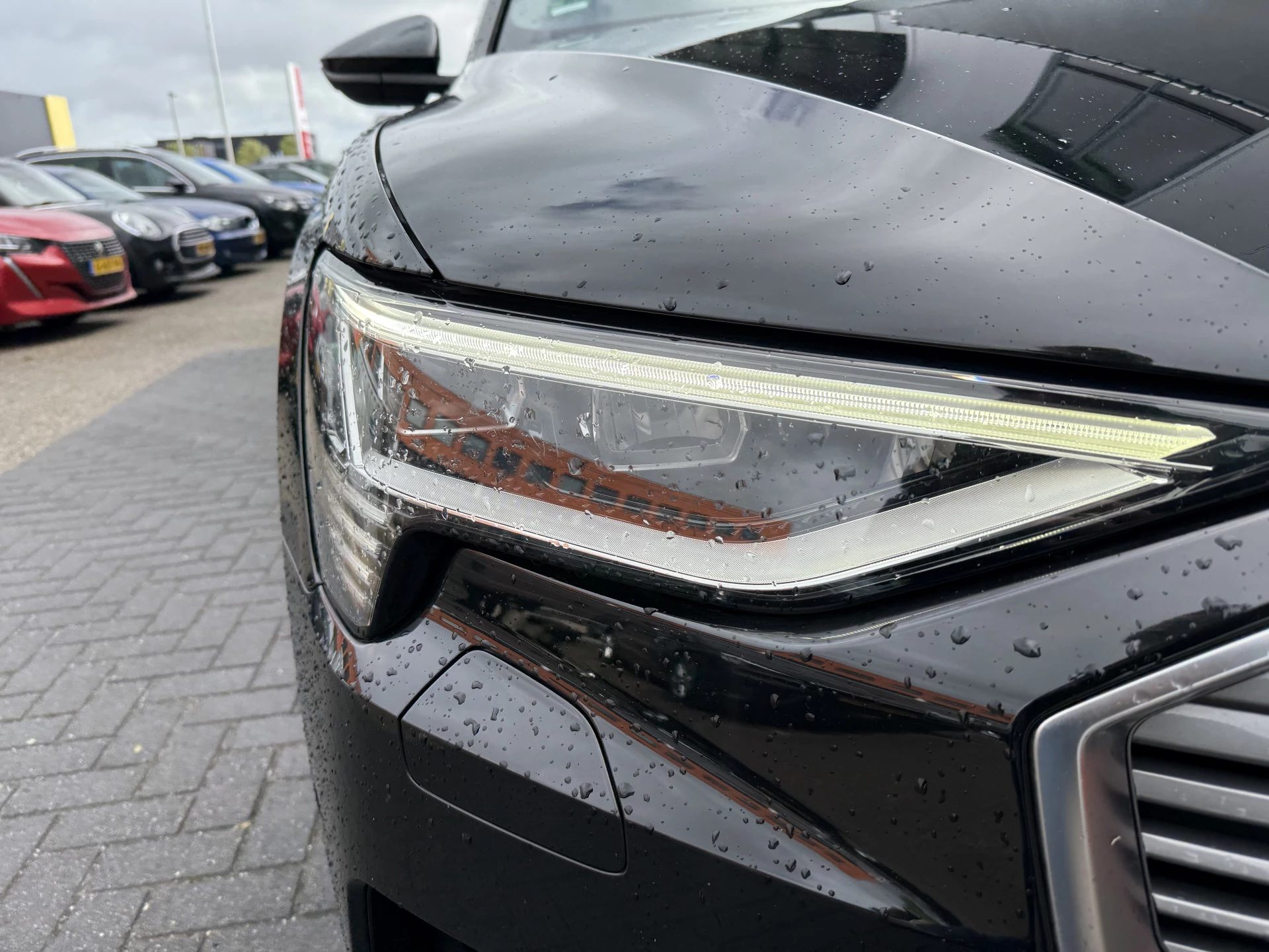 Hoofdafbeelding Audi e-tron