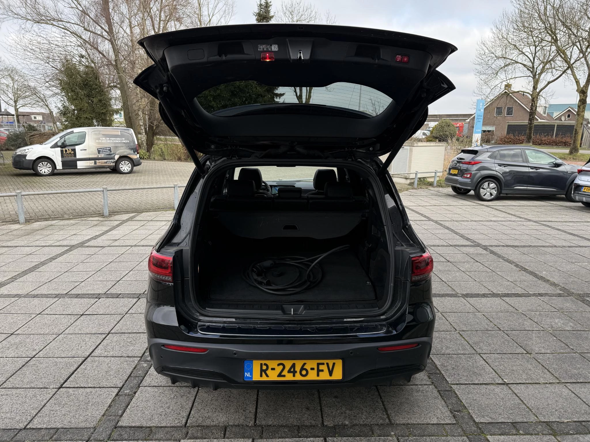 Hoofdafbeelding Mercedes-Benz EQB