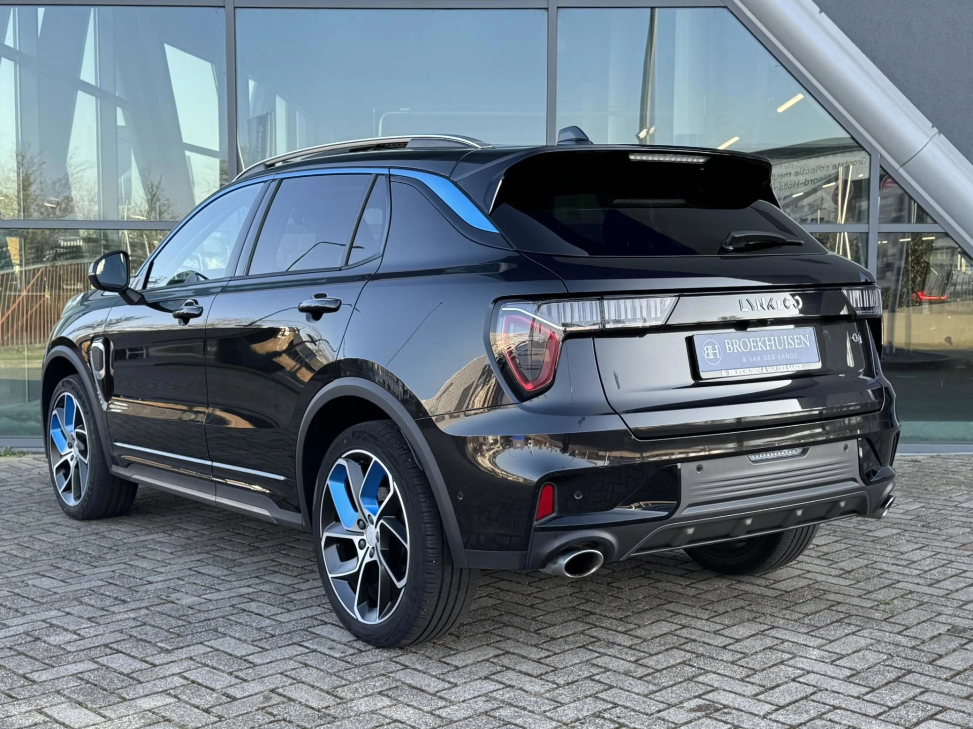 Hoofdafbeelding Lynk & Co 01