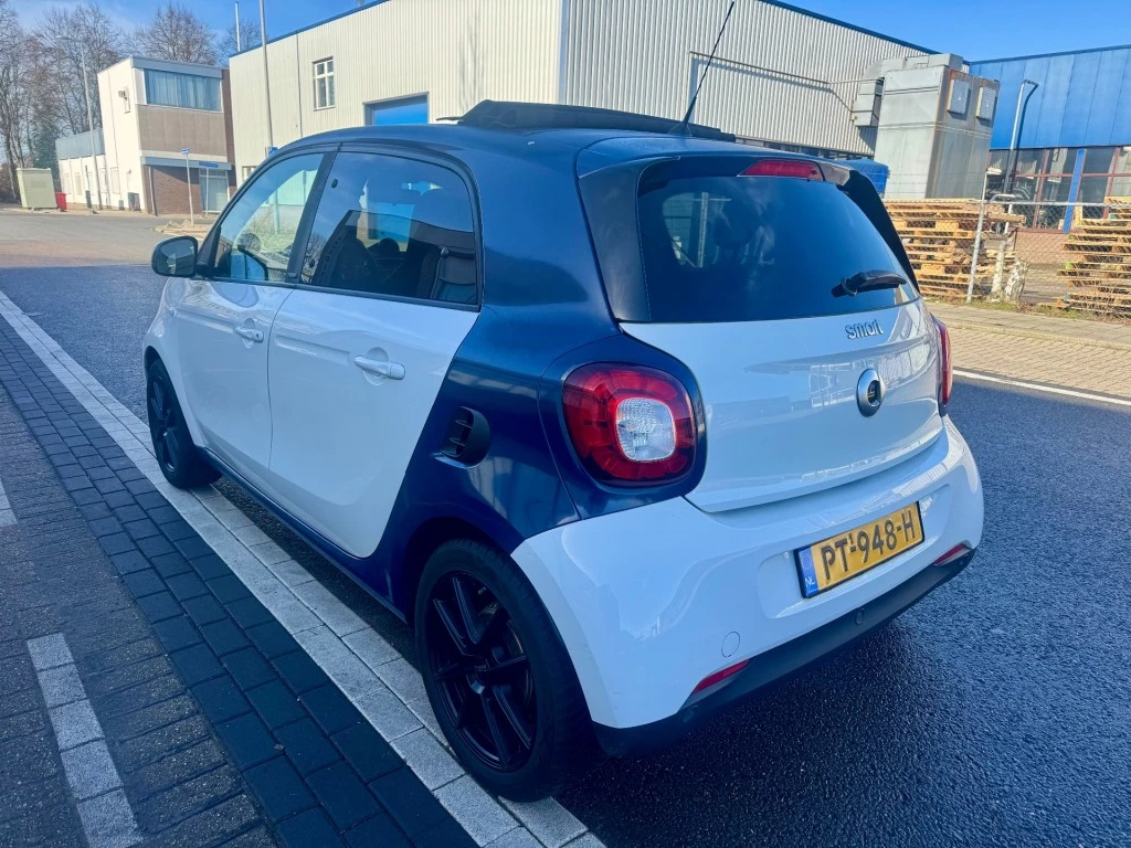 Hoofdafbeelding smart Forfour
