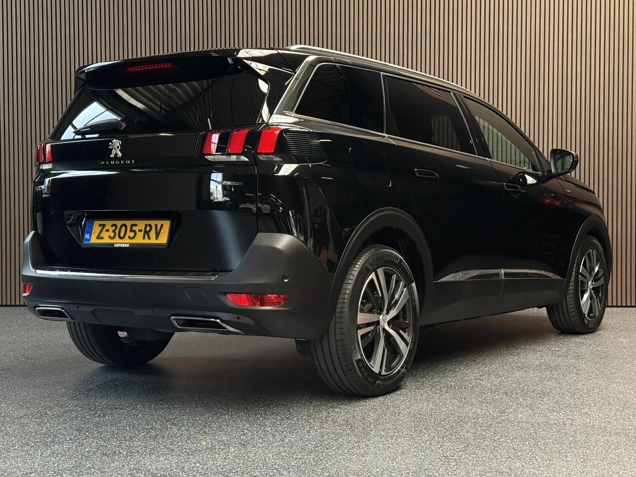 Hoofdafbeelding Peugeot 5008