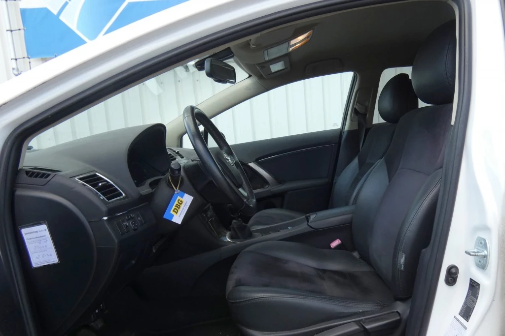 Hoofdafbeelding Toyota Avensis