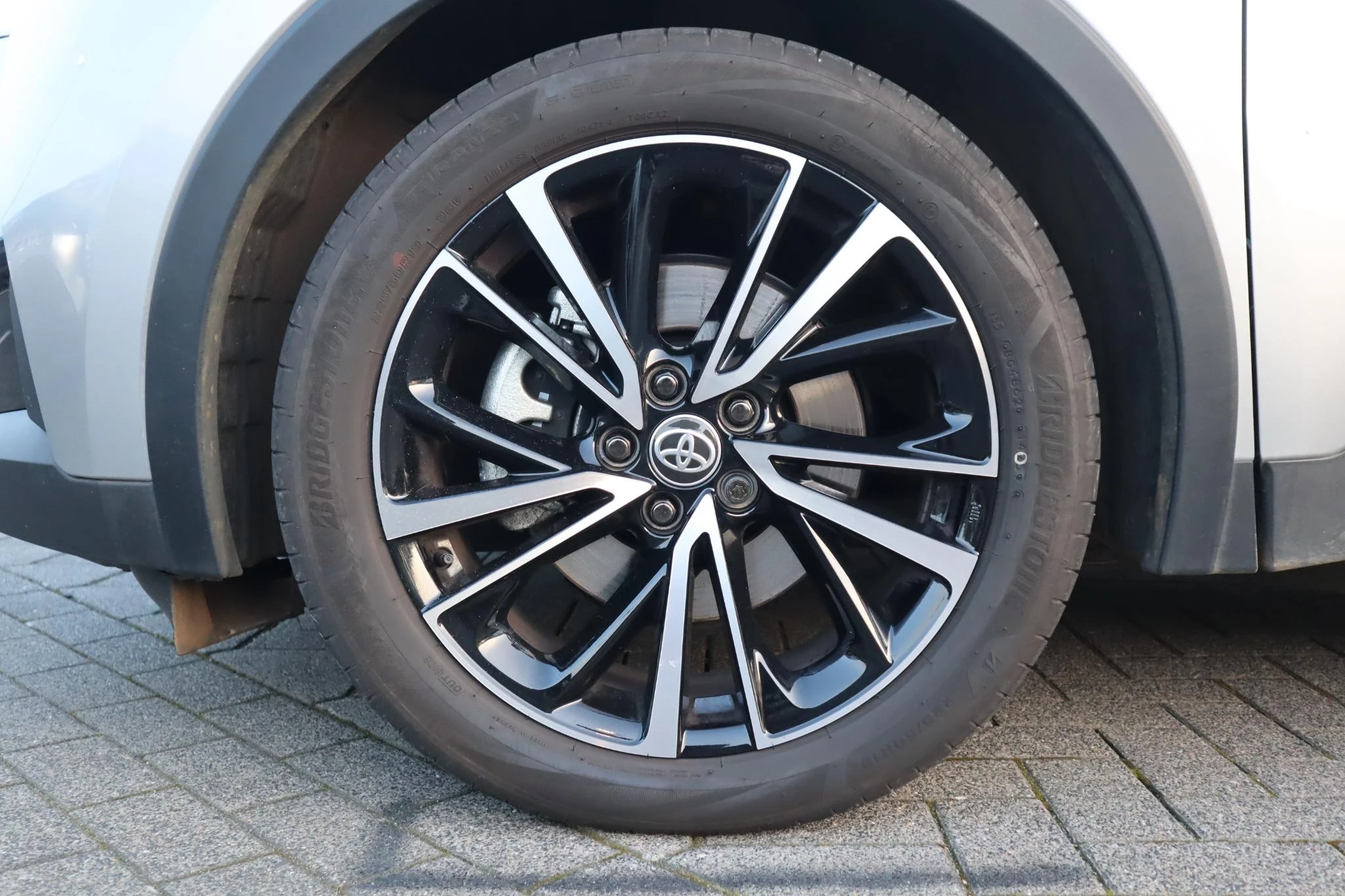 Hoofdafbeelding Toyota C-HR