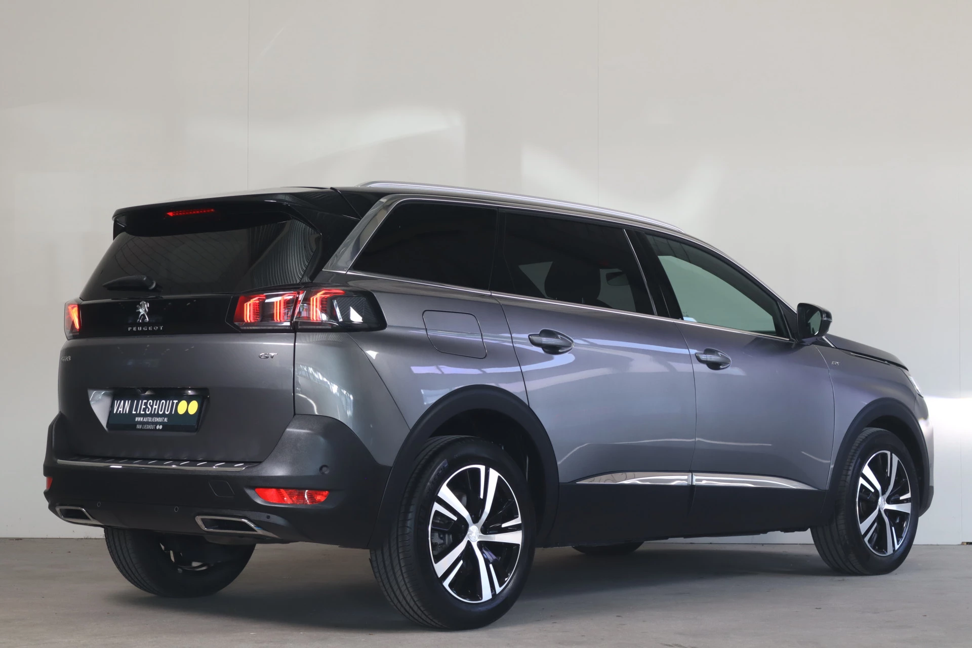 Hoofdafbeelding Peugeot 5008