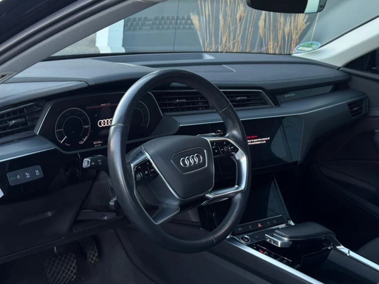 Hoofdafbeelding Audi e-tron