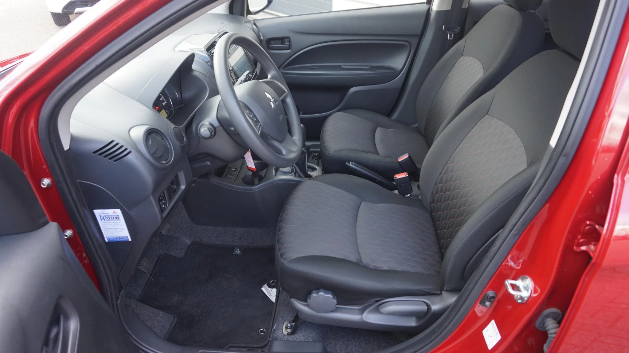 Hoofdafbeelding Mitsubishi Space Star