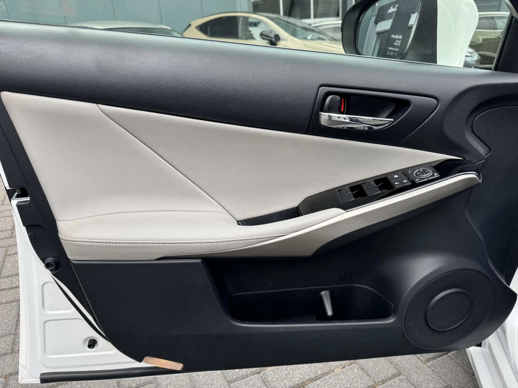 Hoofdafbeelding Lexus IS