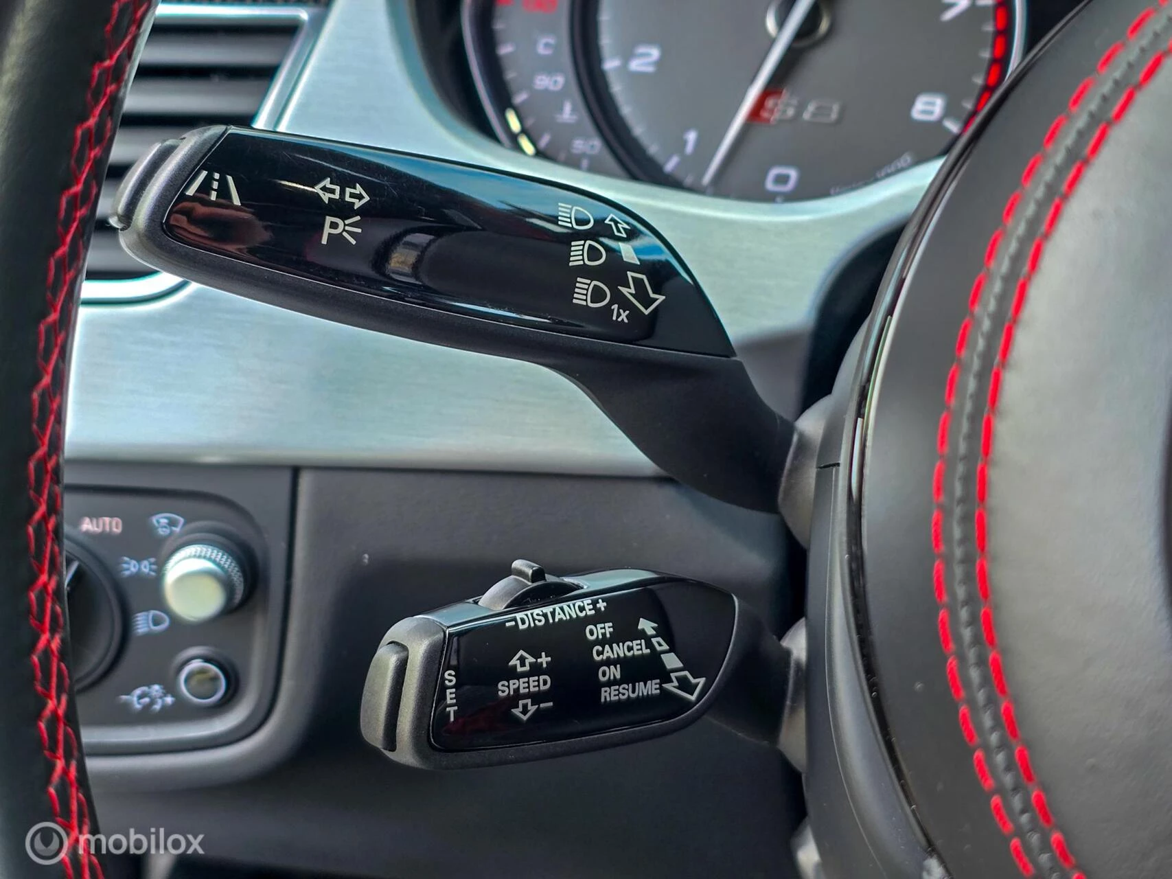 Hoofdafbeelding Audi S8