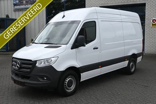 Hoofdafbeelding Mercedes-Benz eSprinter Mercedes-Benz eSprinter 314 L2H2 Pro 81kWh Smartphone integratie pakket, 115kW DC laden, Comfort stoel