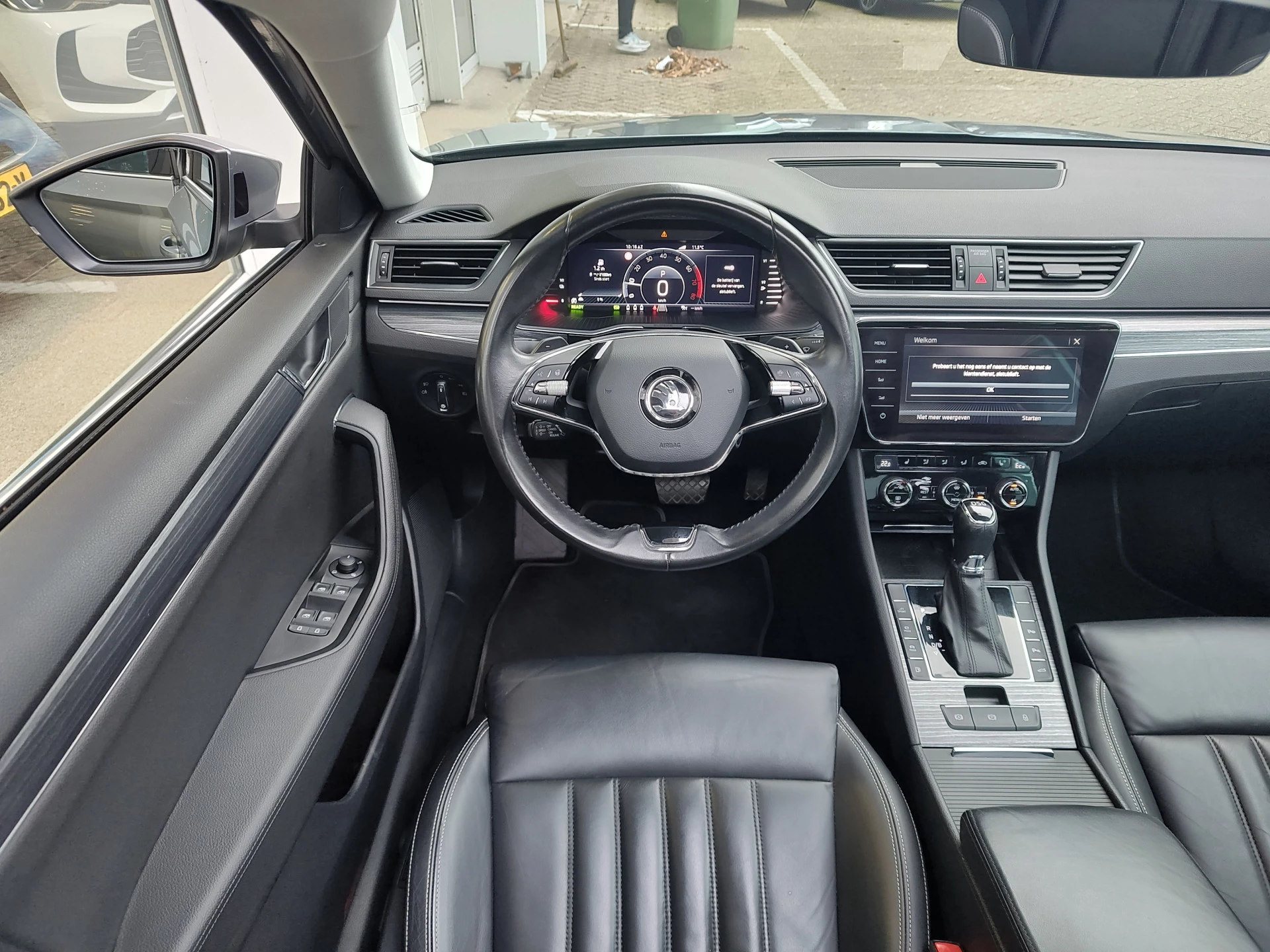 Hoofdafbeelding Škoda Superb