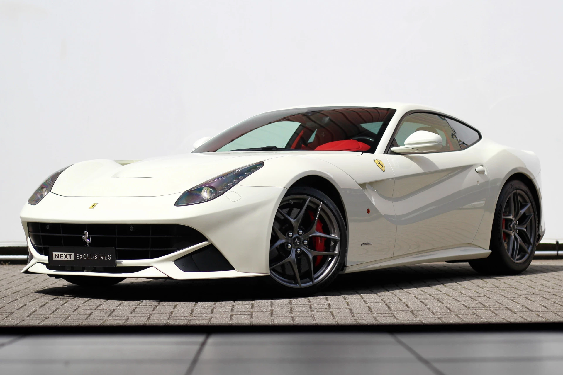 Hoofdafbeelding Ferrari F12