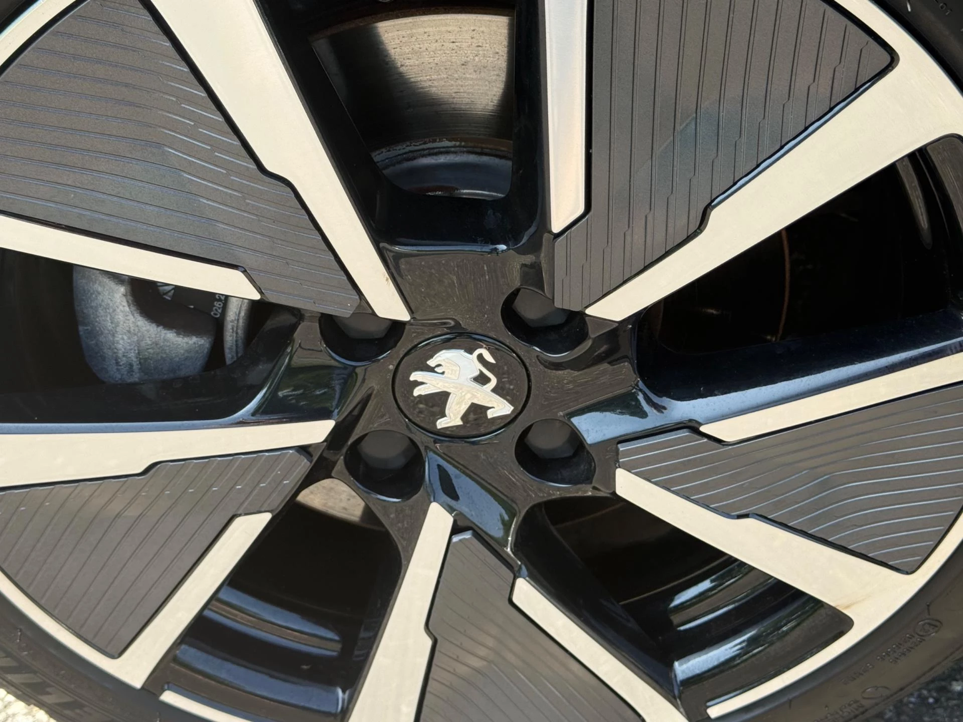 Hoofdafbeelding Peugeot e-208