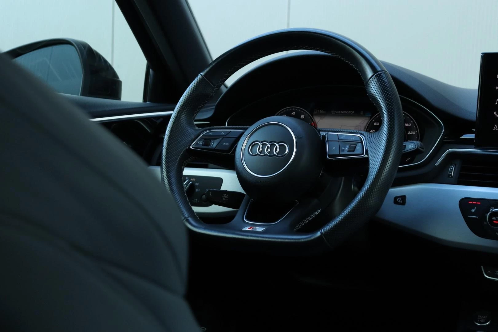 Hoofdafbeelding Audi A4