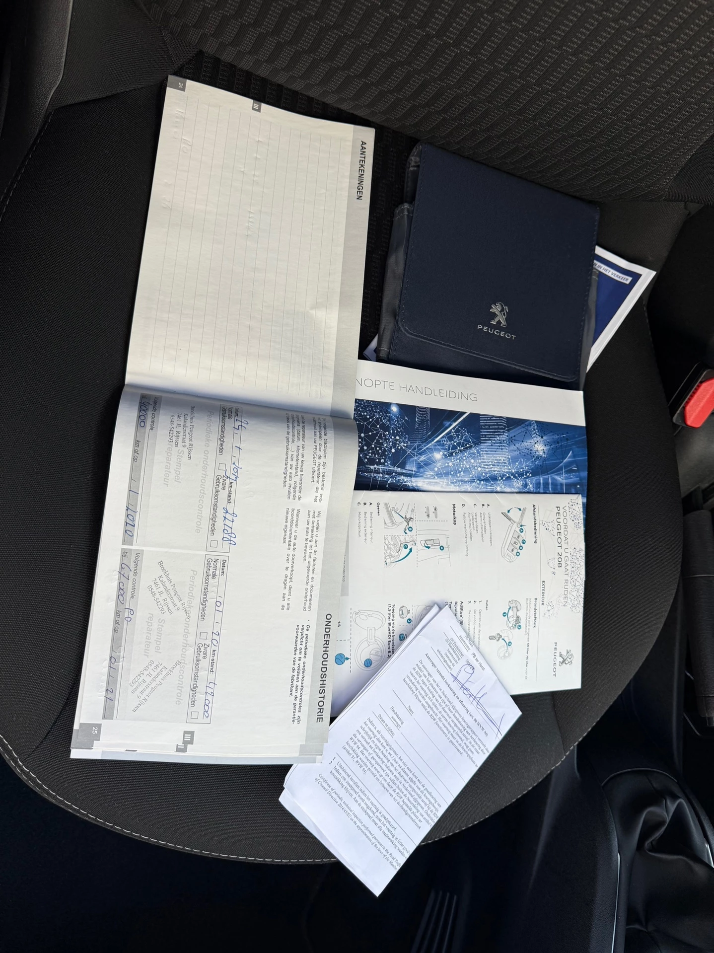 Hoofdafbeelding Peugeot 208