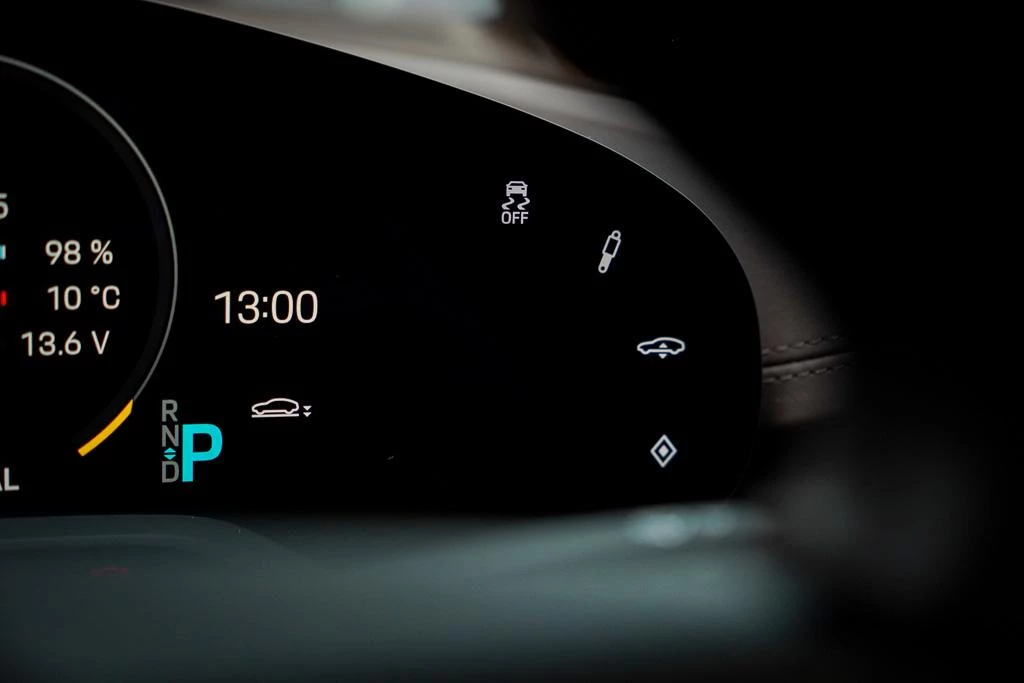 Hoofdafbeelding Porsche Taycan