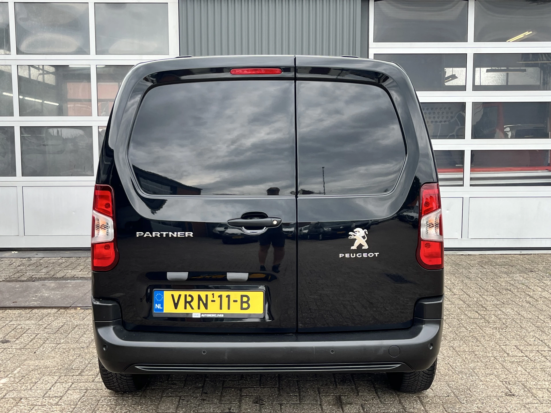 Hoofdafbeelding Peugeot Partner