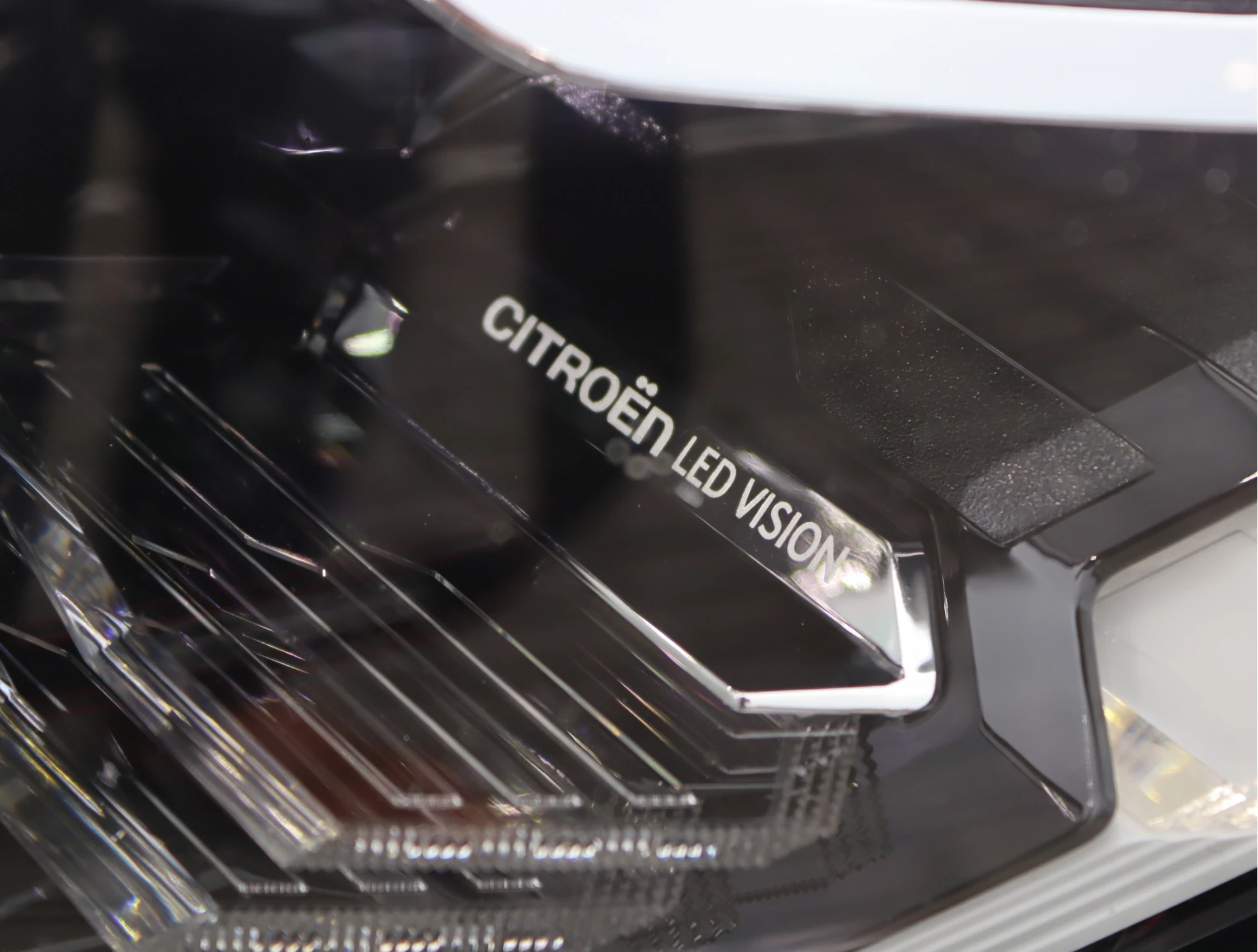 Hoofdafbeelding Citroën ë-C4