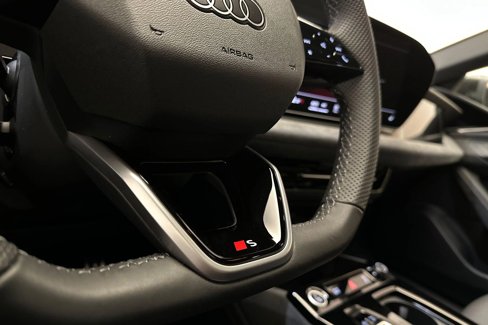 Hoofdafbeelding Audi A6 e-tron