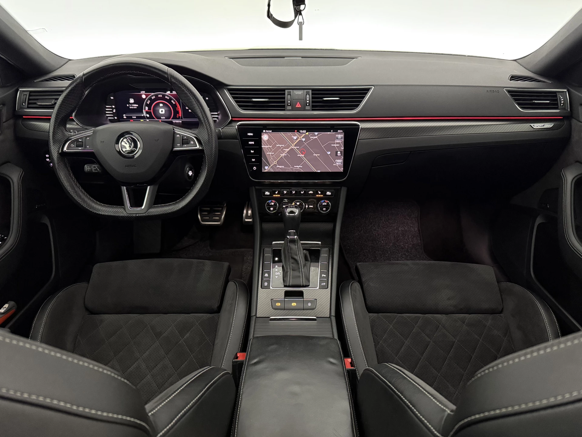 Hoofdafbeelding Škoda Superb