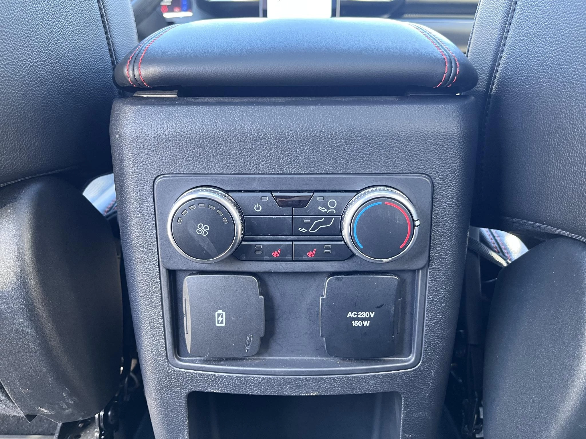 Hoofdafbeelding Ford Explorer